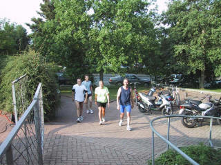 2004-08-61 Familiensportfest-Alfen-Lauf.jpg (79084 Byte)