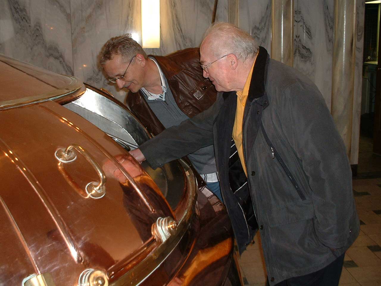 ticker-2008-02-28-009