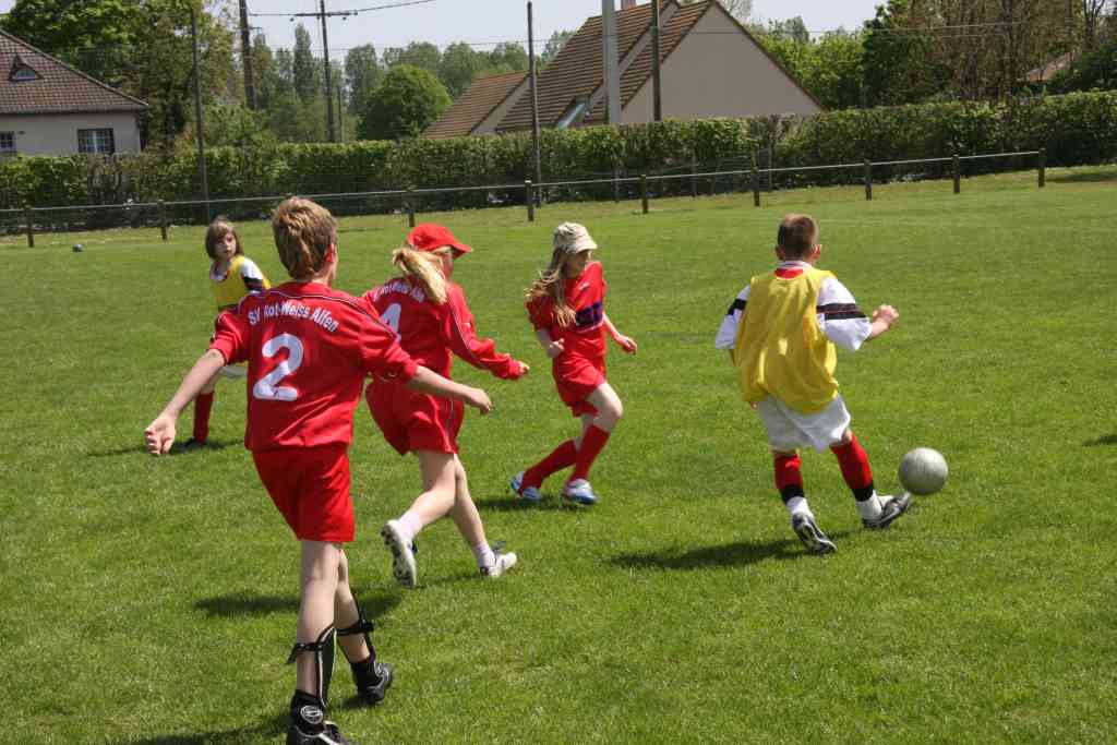 ticker-2008-05-03-003 Die Abwehr des Ü13-Teams hatte viel Arbeit.