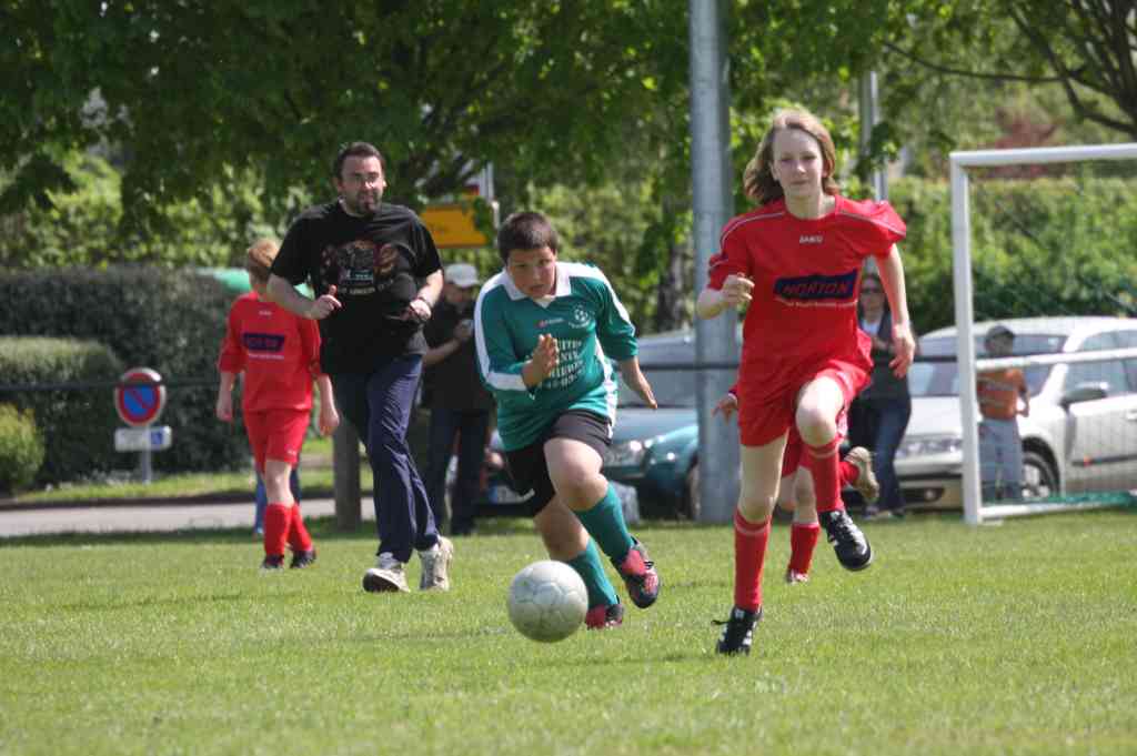 ticker-2008-05-03-005 Das Ü13 Team des SV RW Alfen schlug sich wacker