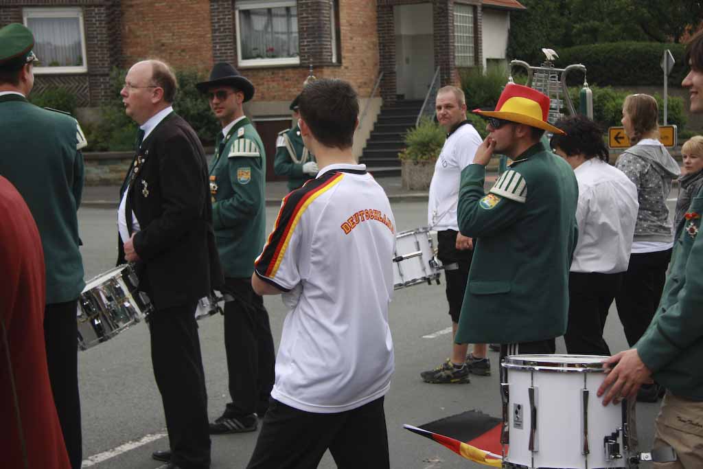 Die Kleiderordnung des Spielmannszuges war an die EM angelehnt Die Kleiderordnung des Spielmannszuges war an die EM angelehnt