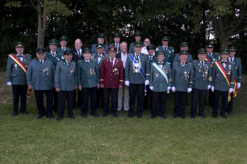 Die Geehrten beim Gruppenfoto Die Geehrten beim Gruppenfoto