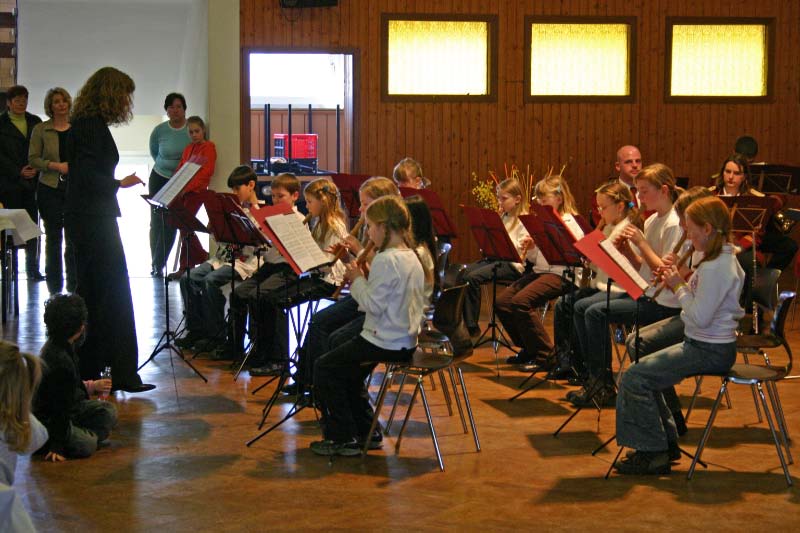Auch die Nachwuchsgruppe des Musikvereins zeigten ihr Können Auch die Nachwuchsgruppe des Musikvereins zeigten ihr Können