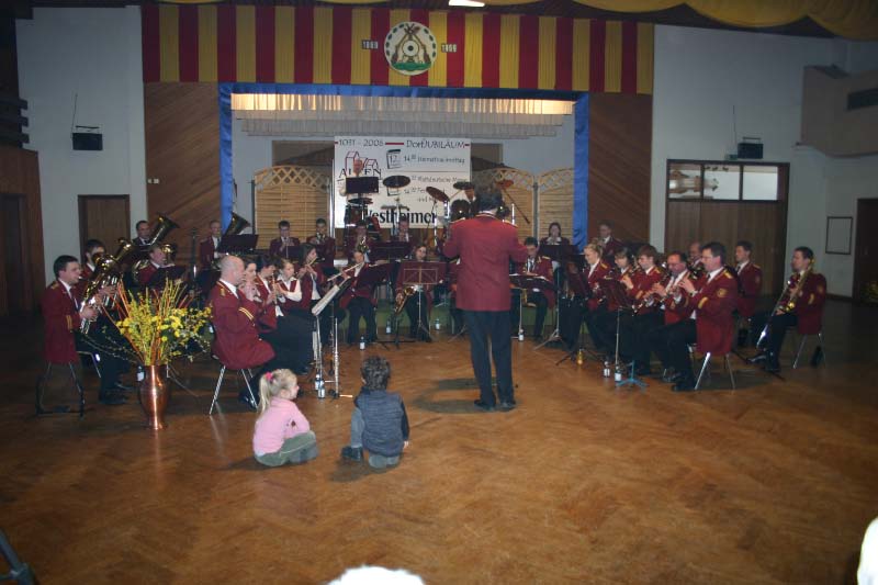Das Programm umfasste verschiedenste Musikrichtungen, so das für Jeden etwas dabei war Das Programm umfasste verschiedenste Musikrichtungen, so das für Jeden etwas dabei war