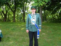 Kronprinz 2009: Ludger Brands Der bis dahin noch amtierende Schützenkönig Ludger Brands, ließ es sich nicht entgehen in diesem Jahr die Krone abzuräumen