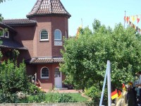 Nach einigen Minuten war die festlich hergerichtete Ziegelei erreicht