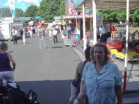 Auf dem Schützenplatz vergnügten sich Groß und Klein bei den Fahrgeschäften Auf dem Schützenplatz vergnügten sich Groß und Klein bei den Fahrgeschäften