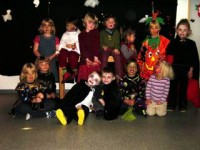 In den letzen Tagen haben die Kinder die Party vorbereitet In den letzen Tagen haben die Kinder die Party vorbereitet