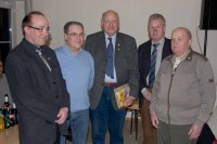 Ehrungen Neben den Ehrungen für 50-jährige RWA-Mitgliedschaft für Karl-Heinz Giese (2. v. links), Rainer Waltert (Mitte) und Josef Rochell (rechts) sind hier auch die später noch geehrten RWA-Funktionäre Rainer Marschel (links - Ehrung vom Volleyballverband) und Franz Lüke (Präsent vom RWA für seine 40-jährige Vereinstätigkeit) zu sehen.