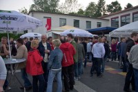 Wie immer ist der Dämmerschoppen eine Gelegenheit für nette Gespräche Wie immer ist der Dämmerschoppen eine Gelegenheit für nette Gespräche