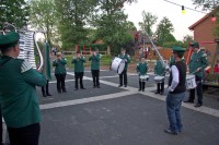 Für die musikalische Unterhalten bis zur Dämmerung sorgten der Spielmannszug und der Musikverein Für die musikalische Unterhalten bis zur Dämmerung sorgten der Spielmannszug und der Musikverein