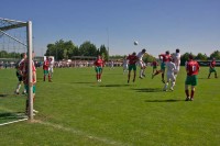 Der Westfalenligist spielte von Anfang an gegen den A-Ligisten voll konzentriert und konnte nach fünf Minuten den ersten Torerfolg zu verzeichnen Der Westfalenligist spielte von Anfang an gegen den A-Ligisten voll konzentriert und konnte nach fünf Minuten den ersten Torerfolg zu verzeichnen