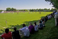 In der Nachfolgezeit erhöhte der DSC schnell auf 3:0 und so wurden auch die Seiten gewechselt. Nach der Halbzeit verkürzte der FC Dahl/ Dörenhagen zwar auf 3:1 und es keimte etwas Hoffnung auf, aber der Favorit schraubte dann das Ergebnis doch noch auf 7:1. In der Nachfolgezeit erhöhte der DSC schnell auf 3:0 und so wurden auch die Seiten gewechselt. Nach der Halbzeit verkürzte der FC Dahl/ Dörenhagen zwar auf 3:1 und es keimte etwas Hoffnung auf, aber der Favorit schraubte dann das Ergebnis doch noch auf 7:1.