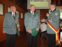 Für 60 Jahre Mitgliedschaft wurden Josef Halsband und Josef Lohmann geehrt Für 60 Jahre Mitgliedschaft wurden Josef Halsband und Josef Lohmann geehrt