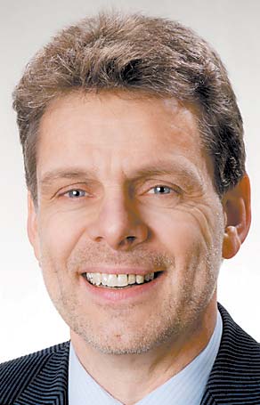 <b>Bernd Langer</b> (53) aus Alfen verlässt sich auf eine breite Unterstützung ... - Bernd-Langer